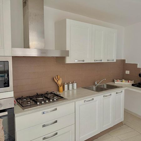 Appartamento Ibiscus Cannigione Exterior foto